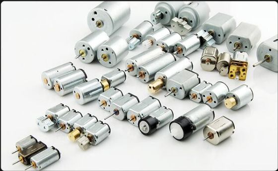 Kecepatan 10 - 1000 RPM DC Planetary Gear Motor Unit Dengan Panjang Poros Disesuaikan